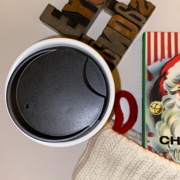 🆕🎄☕️🧜♀️STARBUCKS 12 oz. 2016 Candy Cane Motif Ceramic Cup with Swivel Lid - Picture 5 of 8